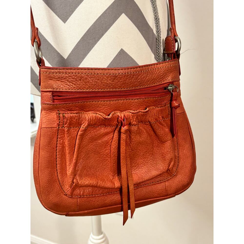 Fossil Long Live Vintage Orange Pebbled Leather Crossbody Bag Cinch Pocket